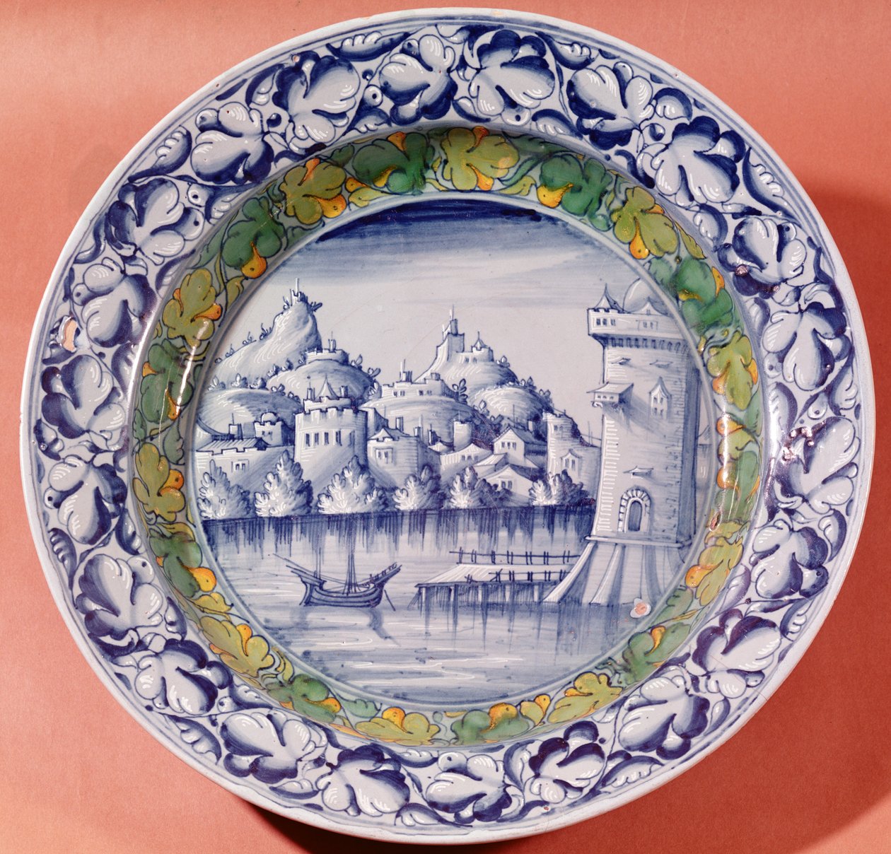 Majolica bord, Venetiaans, c.1540 door Lodovico da Venezia