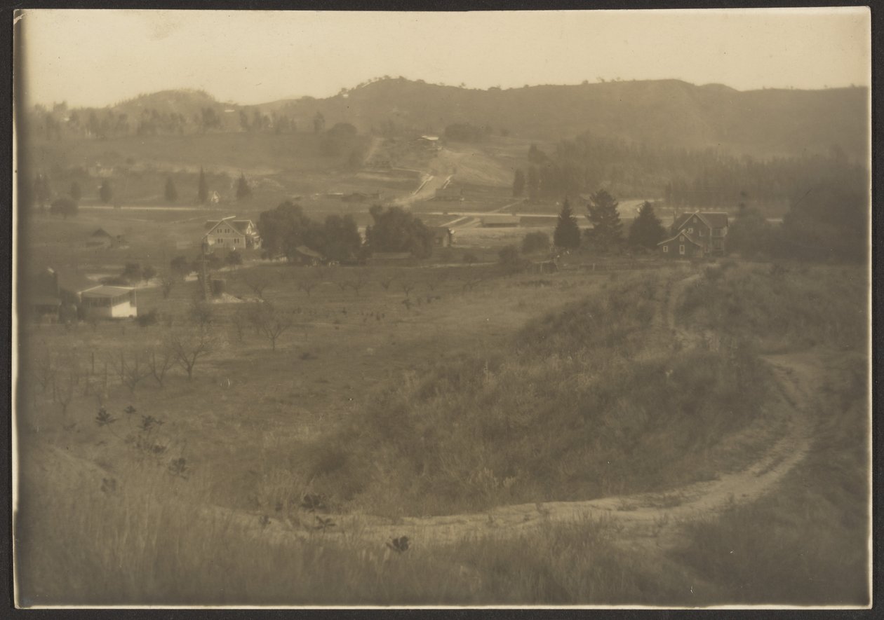 [Landschap van huizen op het platteland]. door Louis Fleckenstein