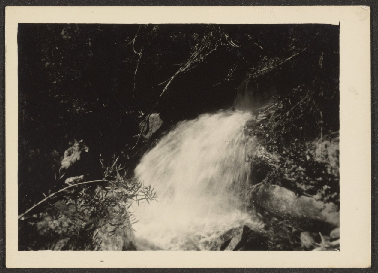 [Landschap met waterval] door Louis Fleckenstein