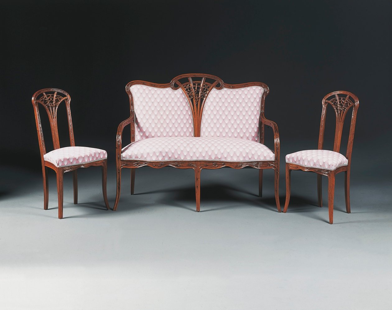 Mahoniehouten salonsuite, c.1900 door Louis Majorelle