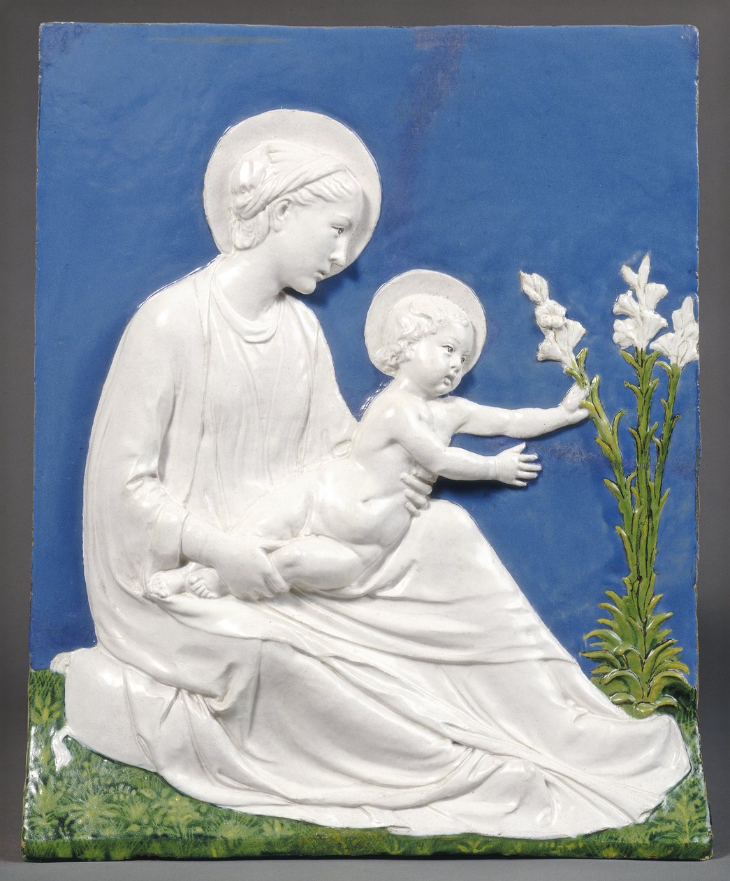Madonna en Kind, ca. 1475 door Luca Della Robbia