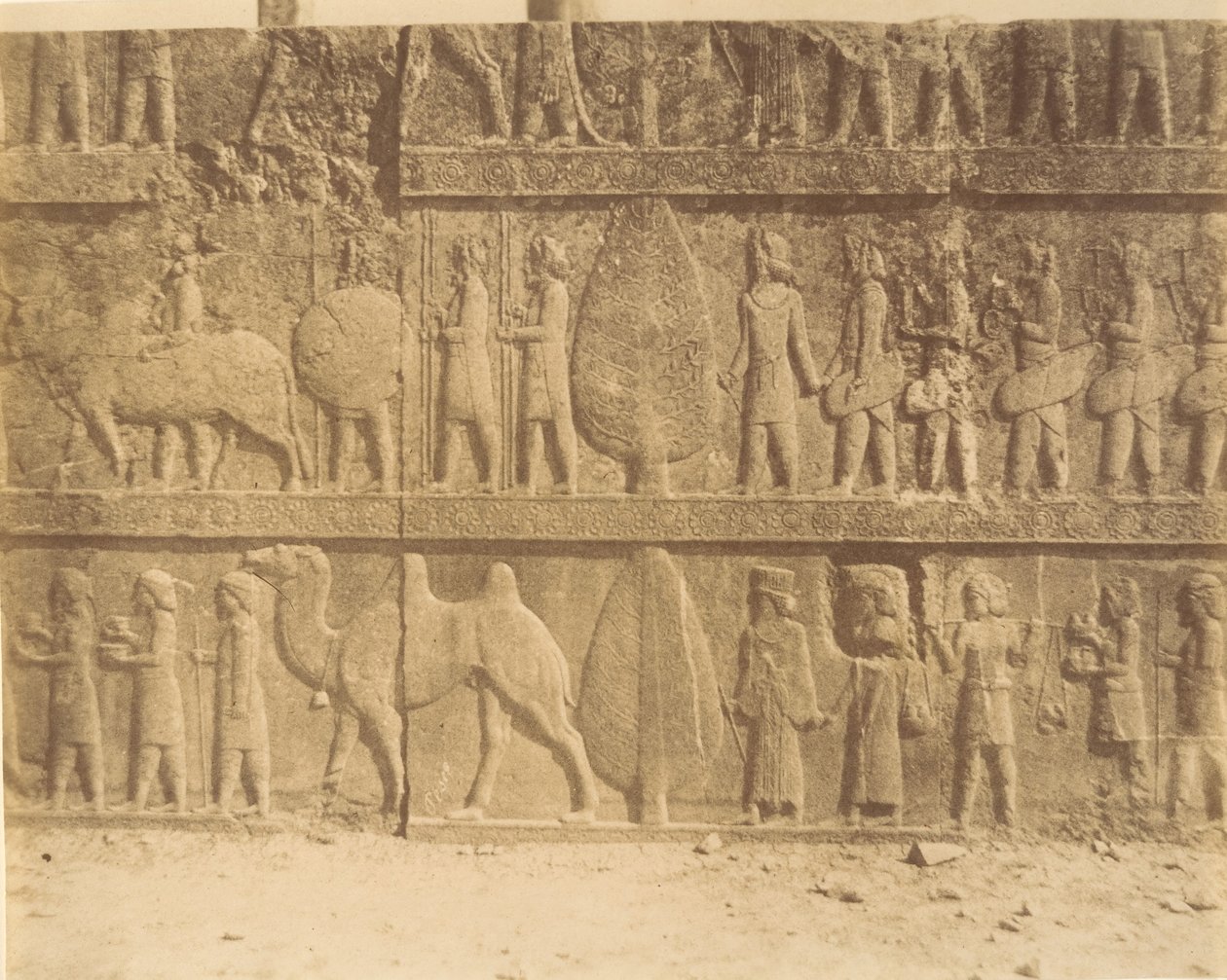 3 [Persepolis], 1840s-60s door Luigi Pesce