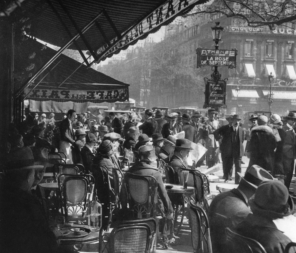 Café de la Paix, Parijs door Martin Hurlimann