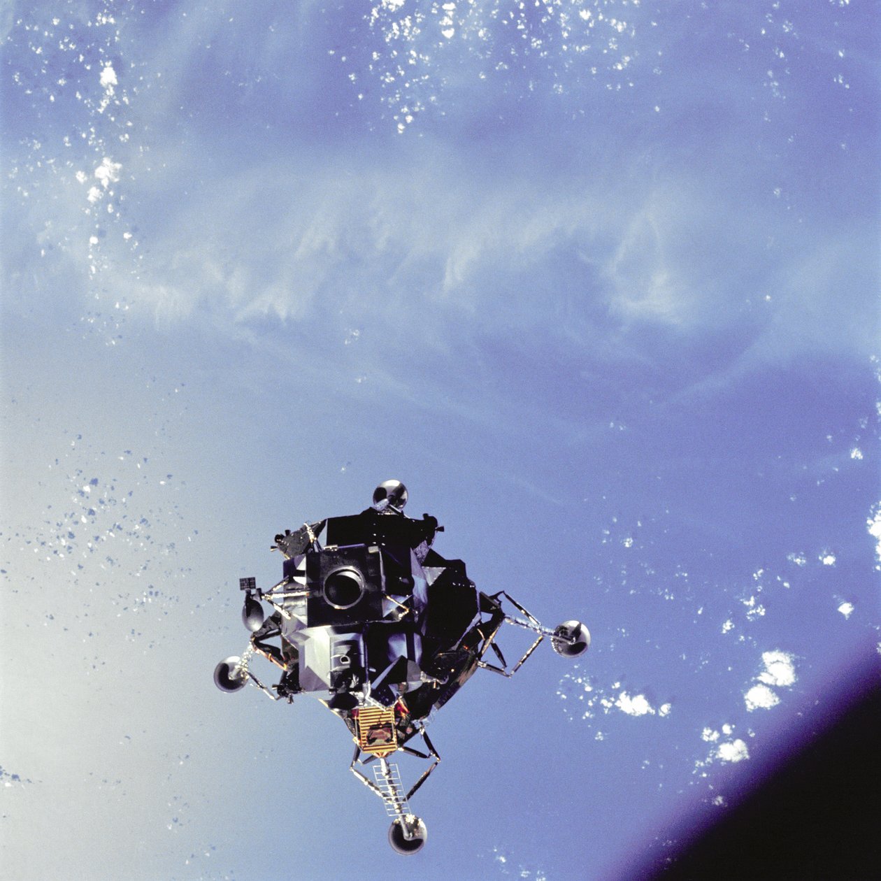 Apollo 9 - NASA door NASA Images