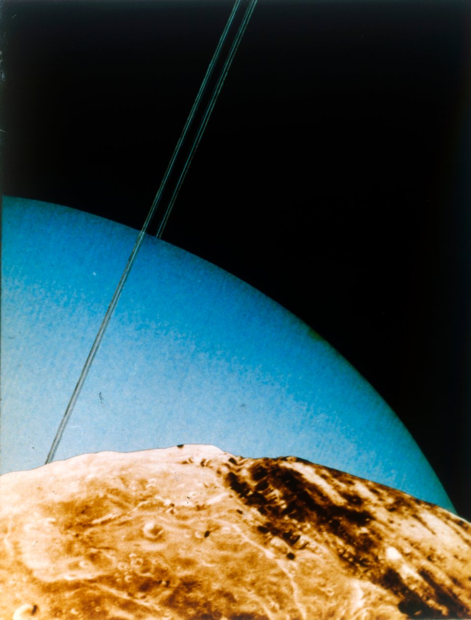 Uranus gezien vanaf Miranda, 1986 door NASA Images