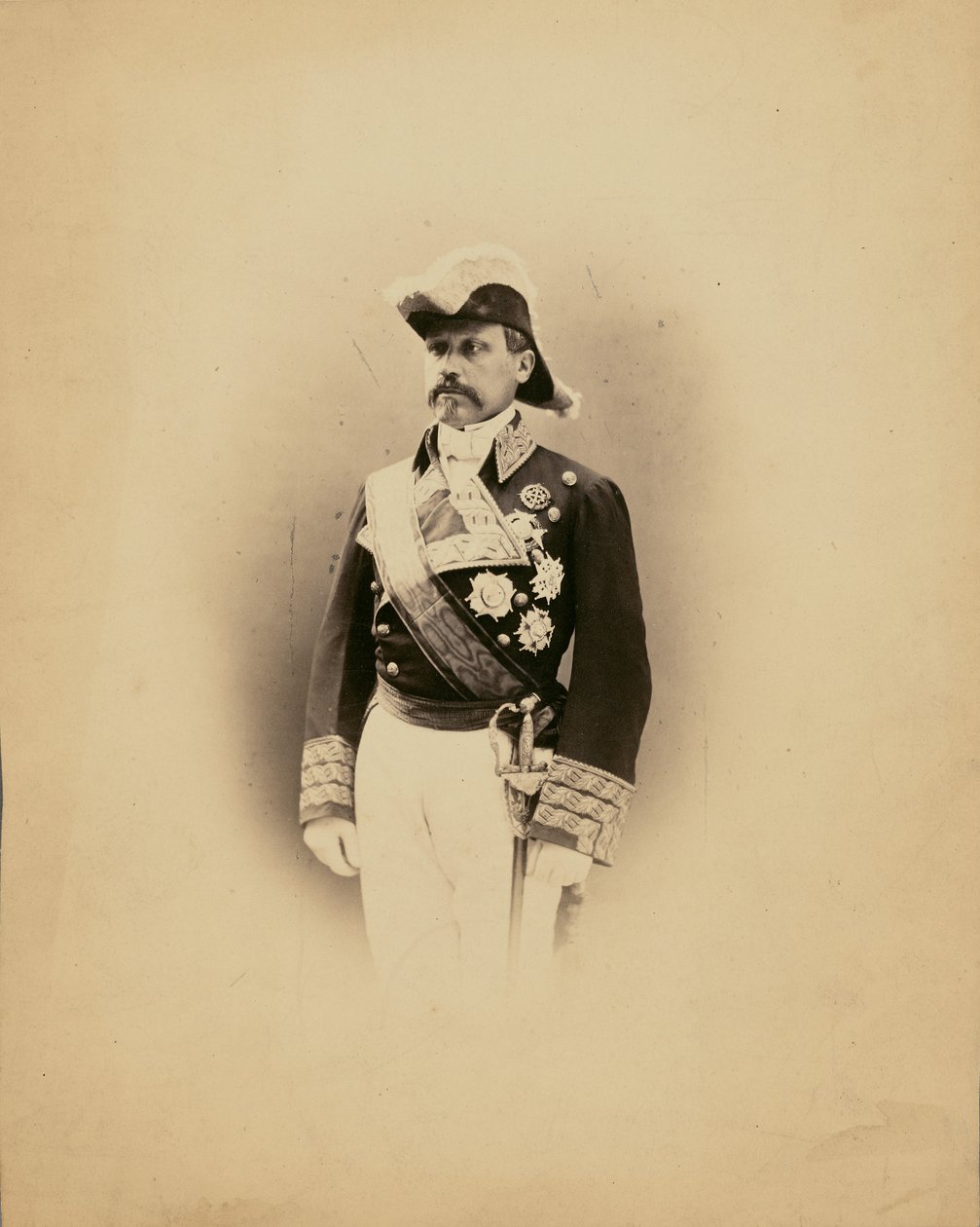M[aréch]al Serrano door Nadar [Gaspard Félix Tournachon]