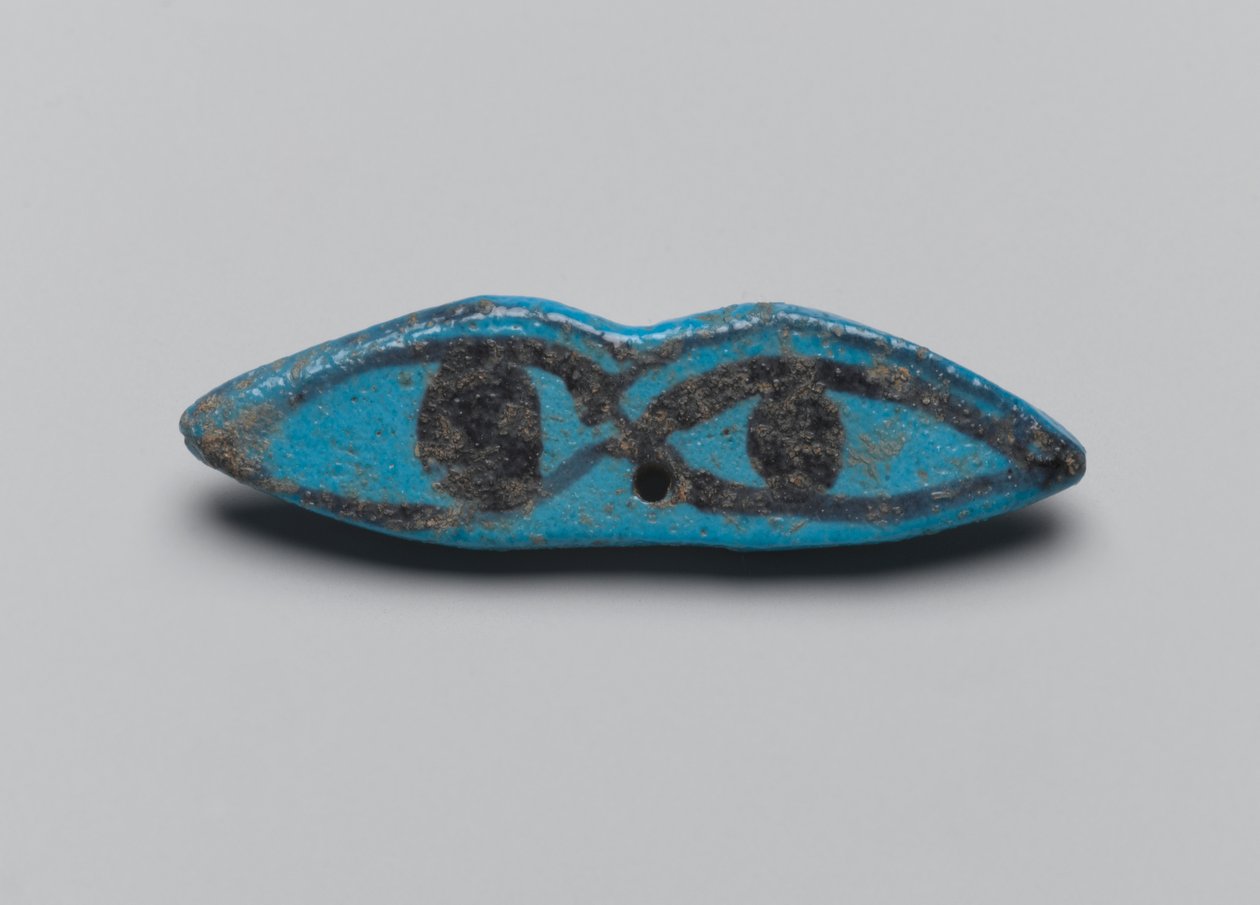Amulet in de vorm van twee ogen, uit Deir el-Bahri door New Kingdom Egyptian