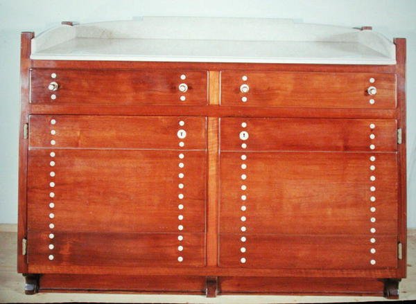 Dressoir door Otto Wagner