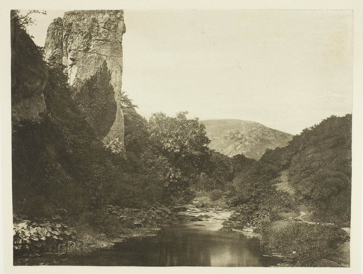 "Pickering Tor," Dove Dale door Peter Henry Emerson