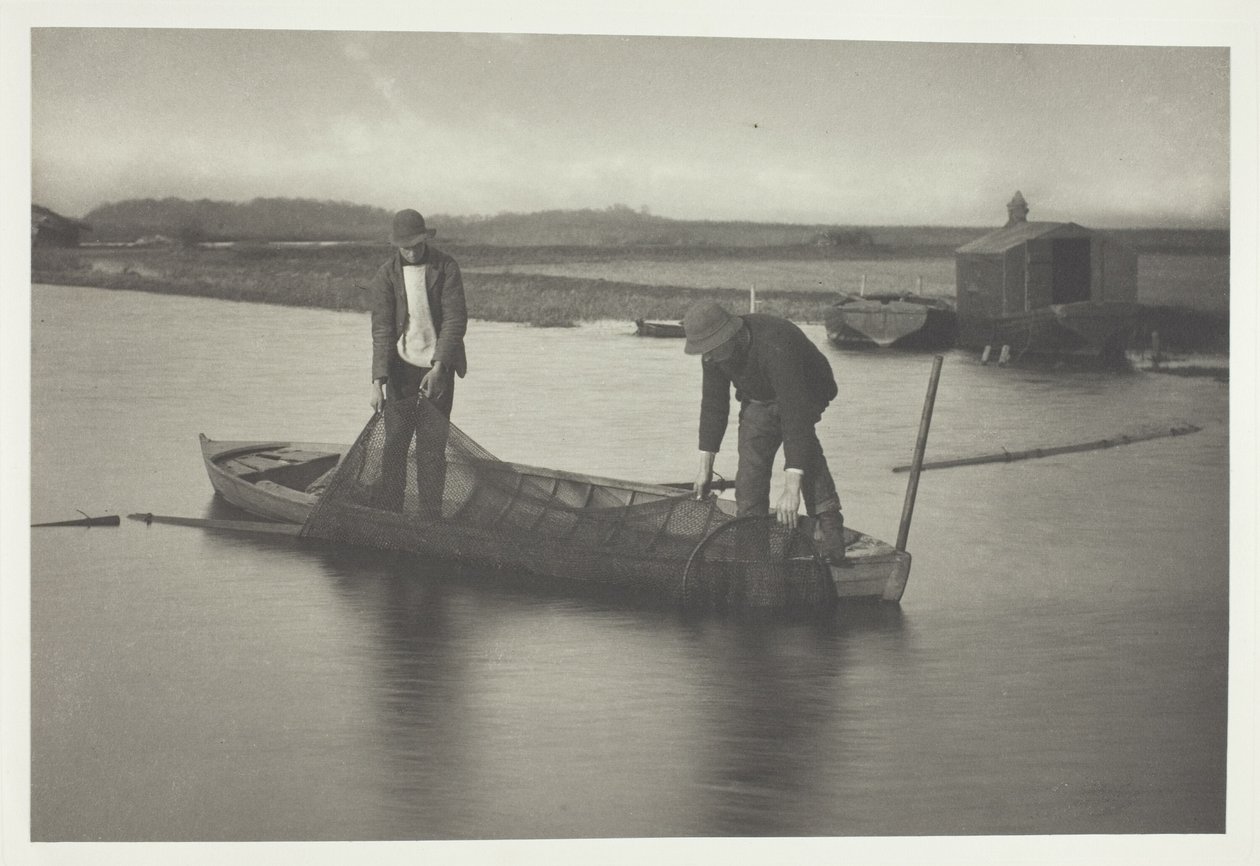 Het palingnet oppakken door Peter Henry Emerson