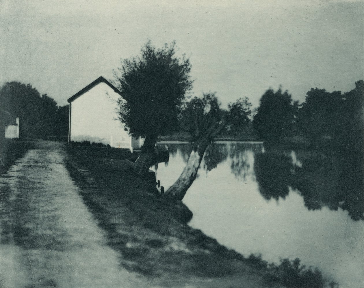 De Rivier bij Maanlicht door Peter Henry Emerson