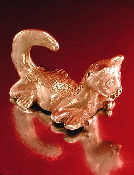 Een Sinu Jaguar hanger (goud) door Pre Columbian Pre Columbian