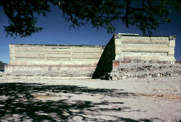 Muren met patroonstenen door Pre Columbian Pre Columbian