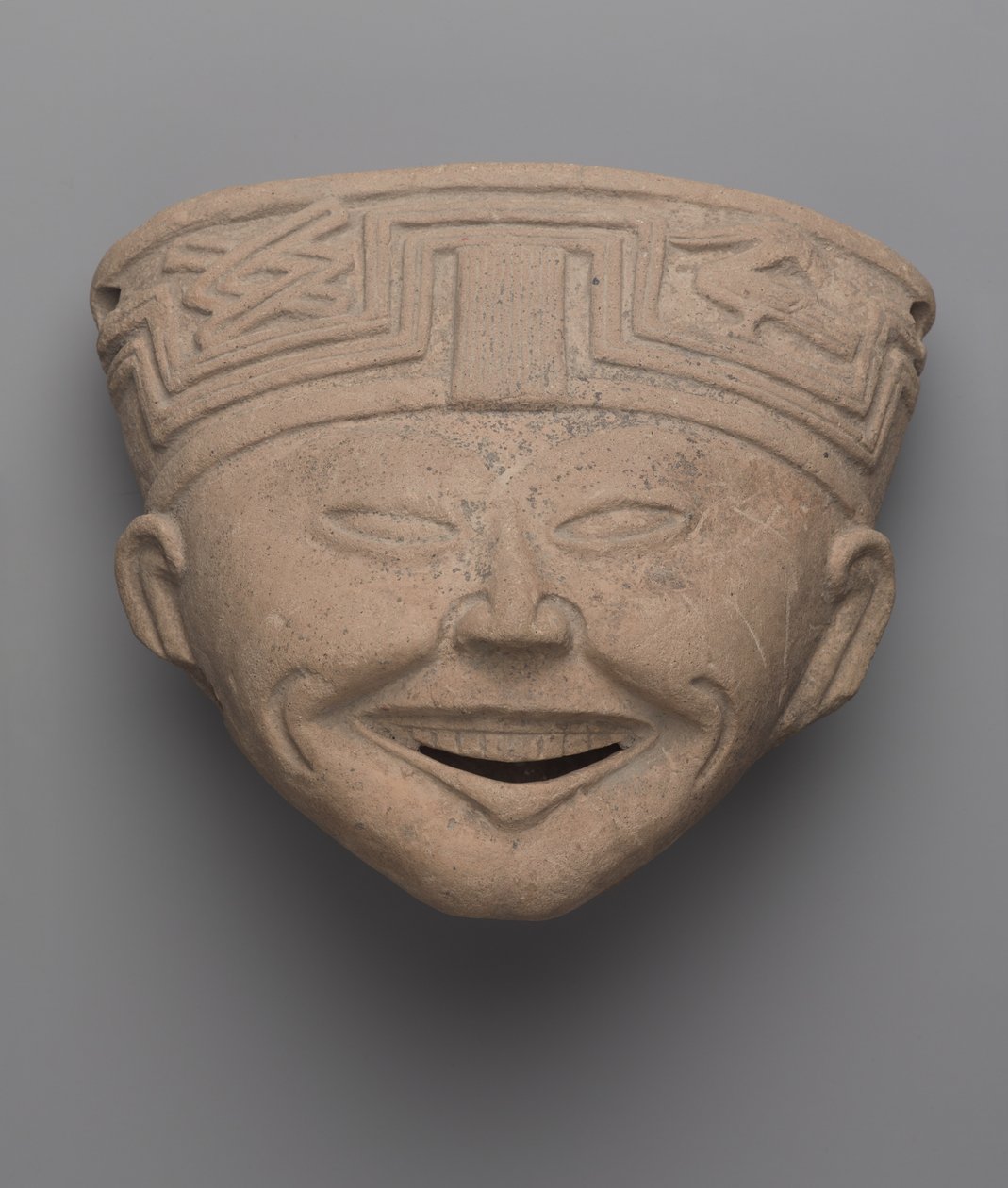 Hoofd van een lachende man, Totonac door Pre Columbian