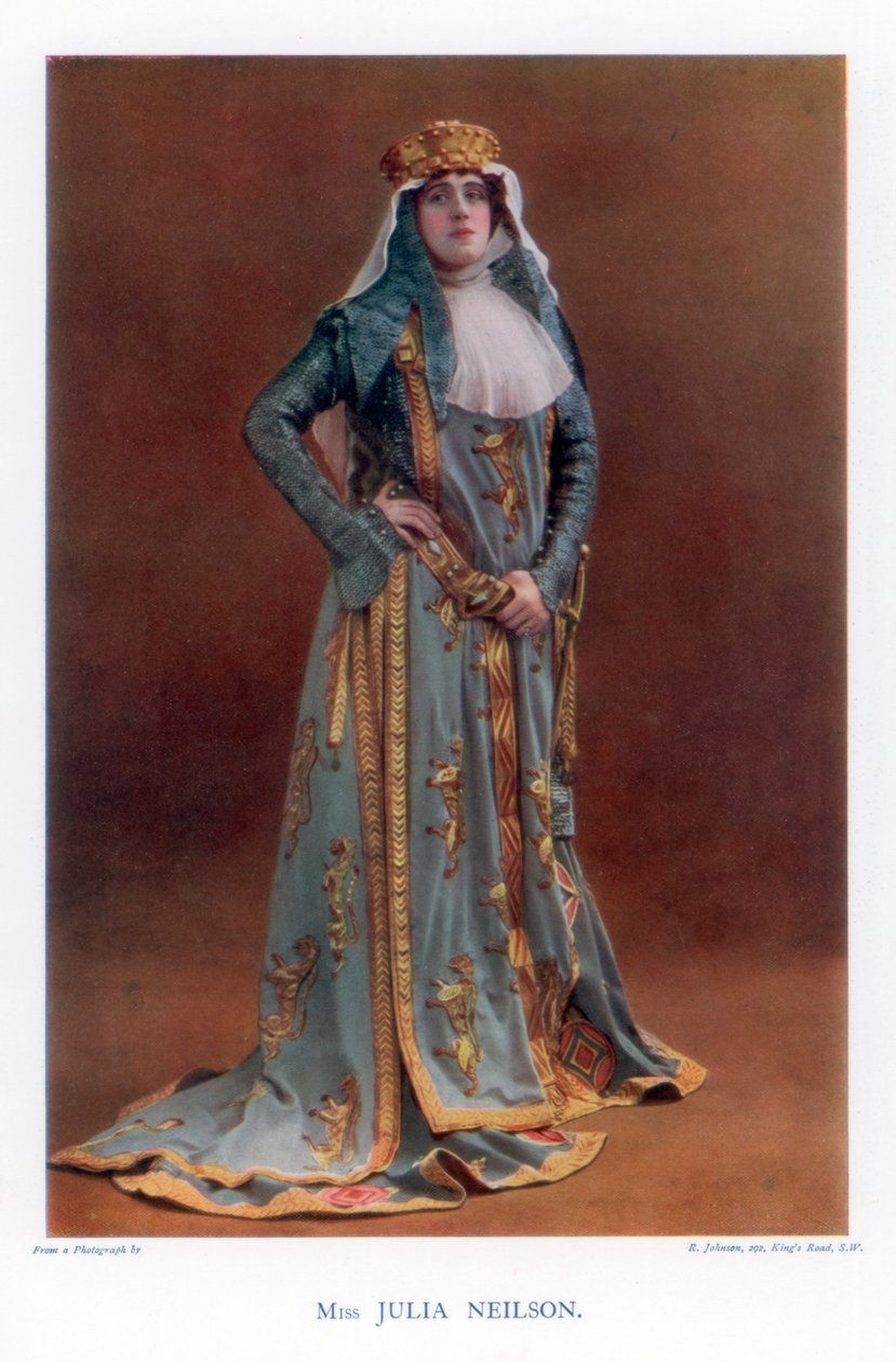 Julia Neilson, Engelse actrice door R Johnson
