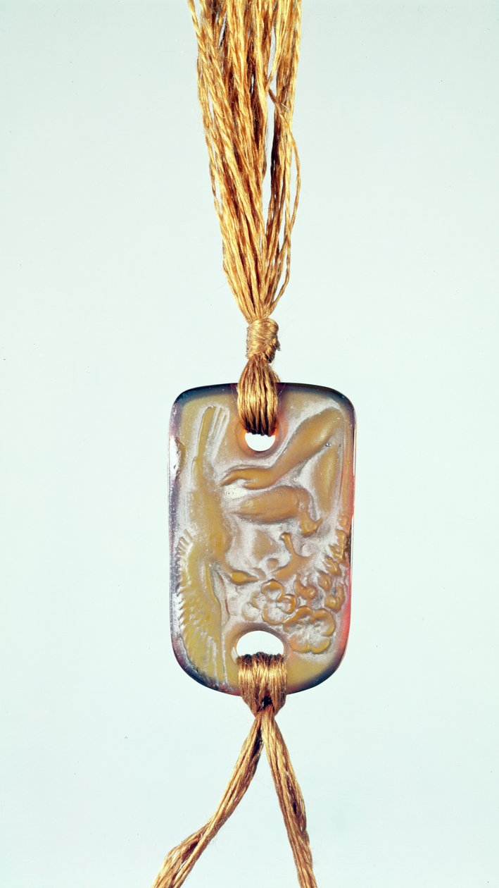 Hanger met satijnen afwerking en licht gepolijste reliëf door Lalique, ca. 1902 door Rene Jules Lalique