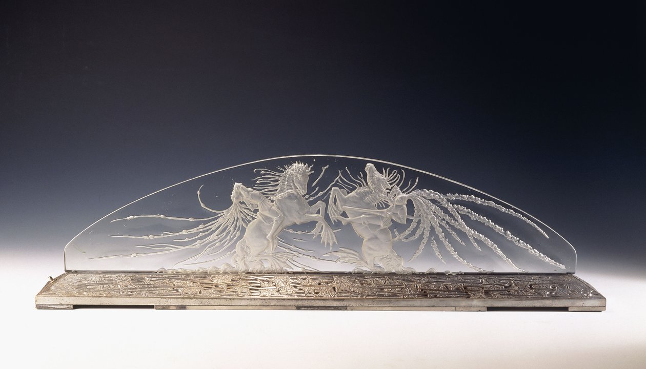 Deux Cavaliers; een zeldzame glazen lamp door Rene Jules Lalique