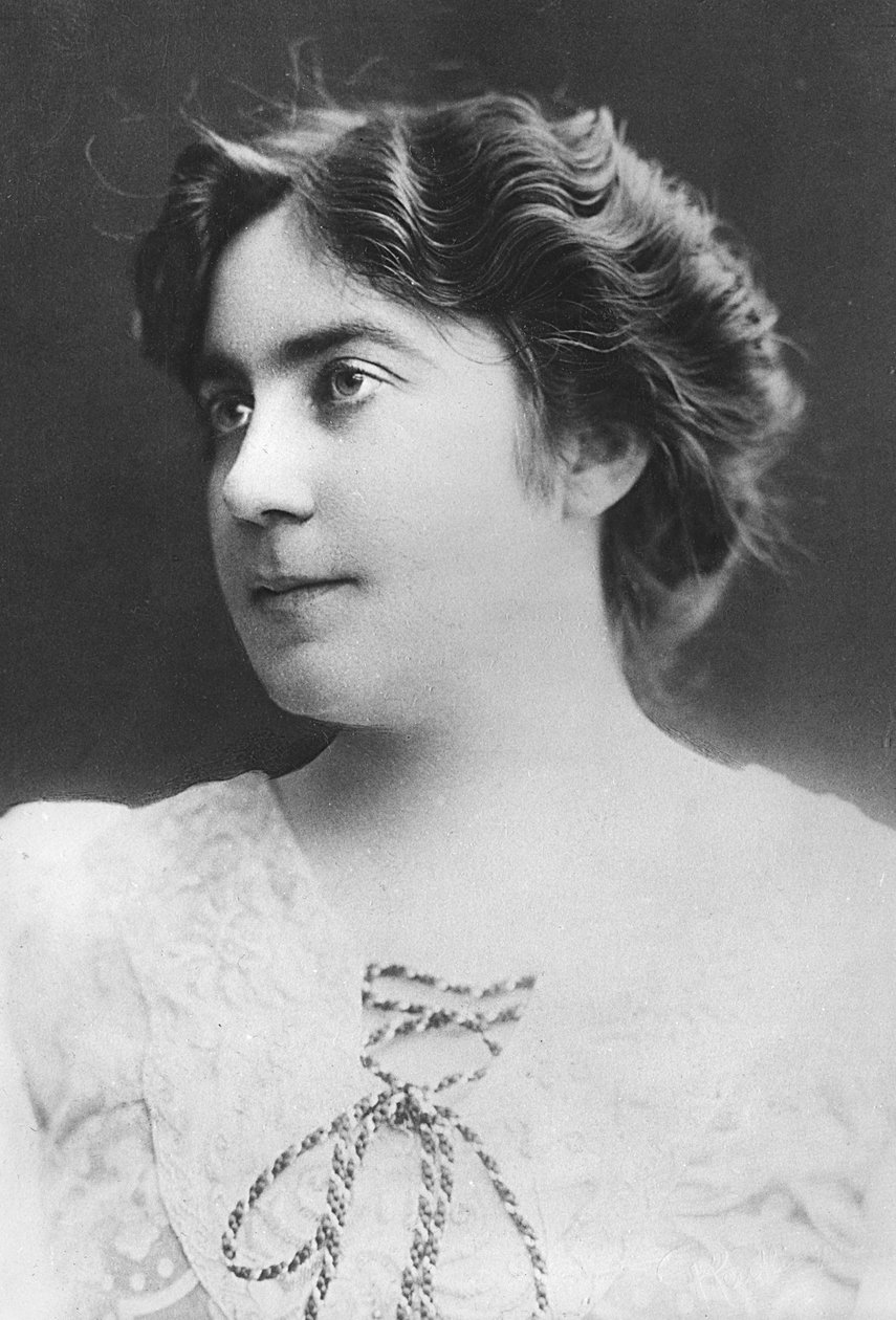 Louise-Léonie Grandjean door Reutlinger Studio