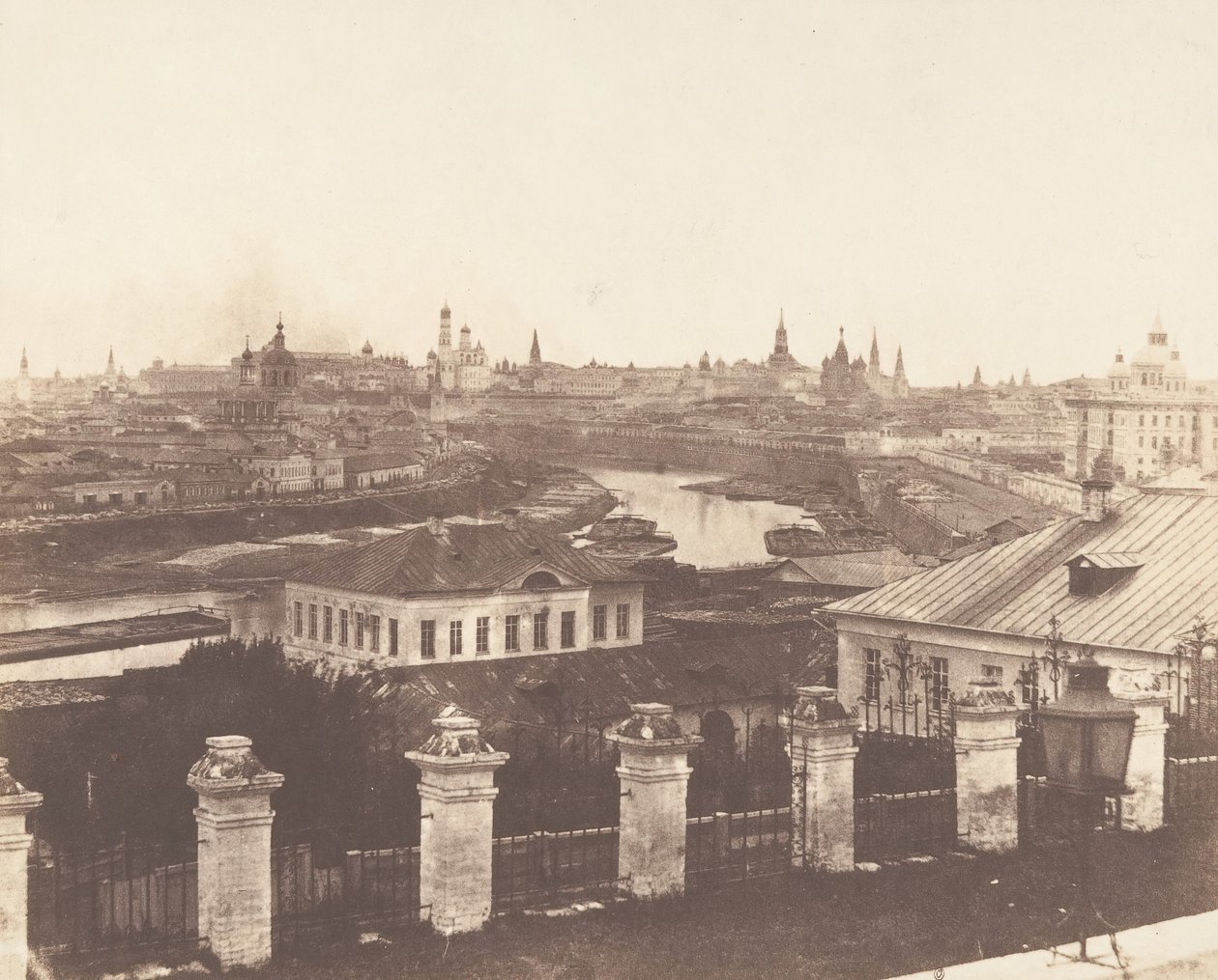 Moskou, het Kremlin in de verte, 1852 door Roger Fenton