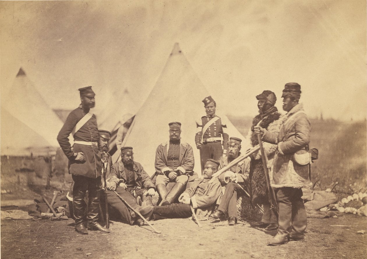 Officieren en manschappen van het 89e regiment. door Roger Fenton