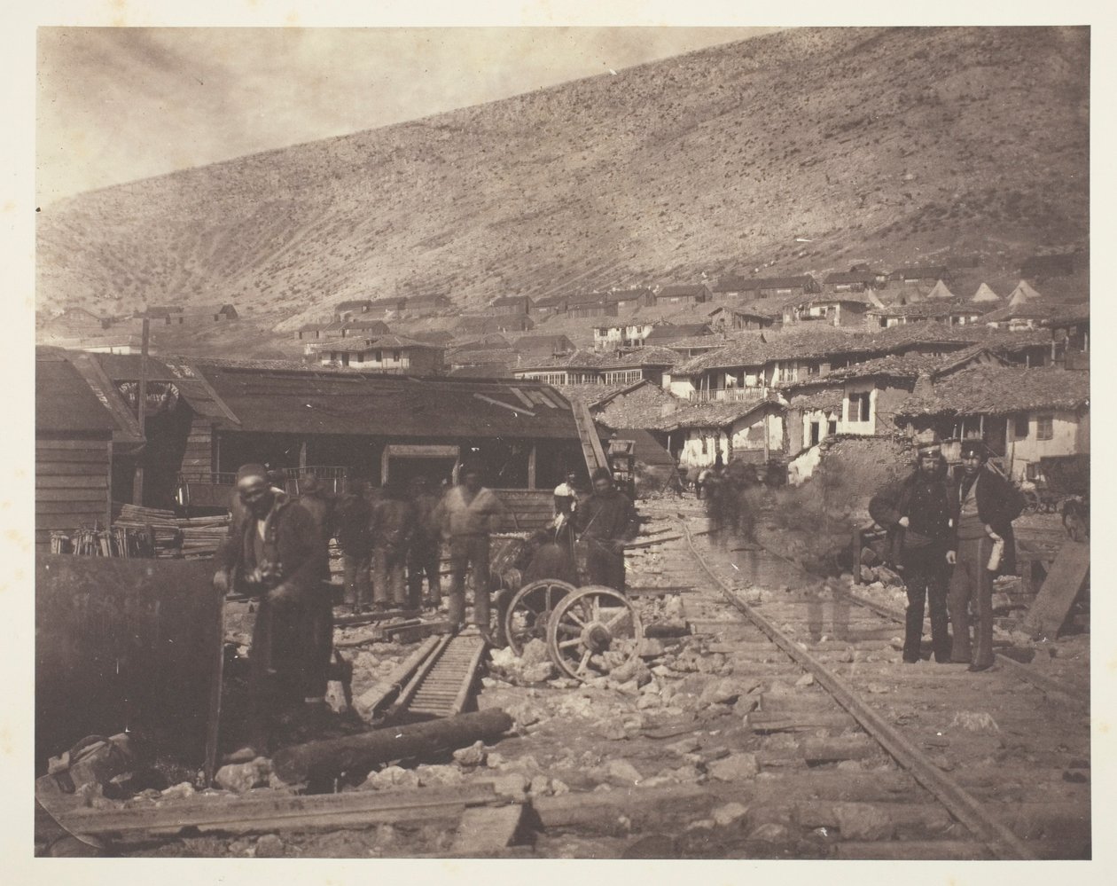 Het spoorwegemplacement, Balaklava door Roger Fenton