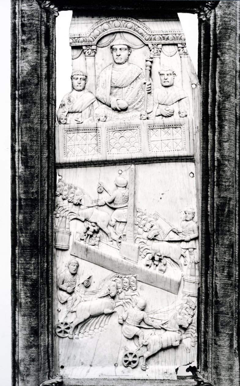 Blad uit het Lampadii-diptychon door Roman