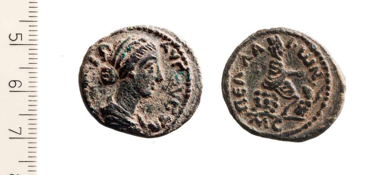 Lucilla (metaal) door Roman