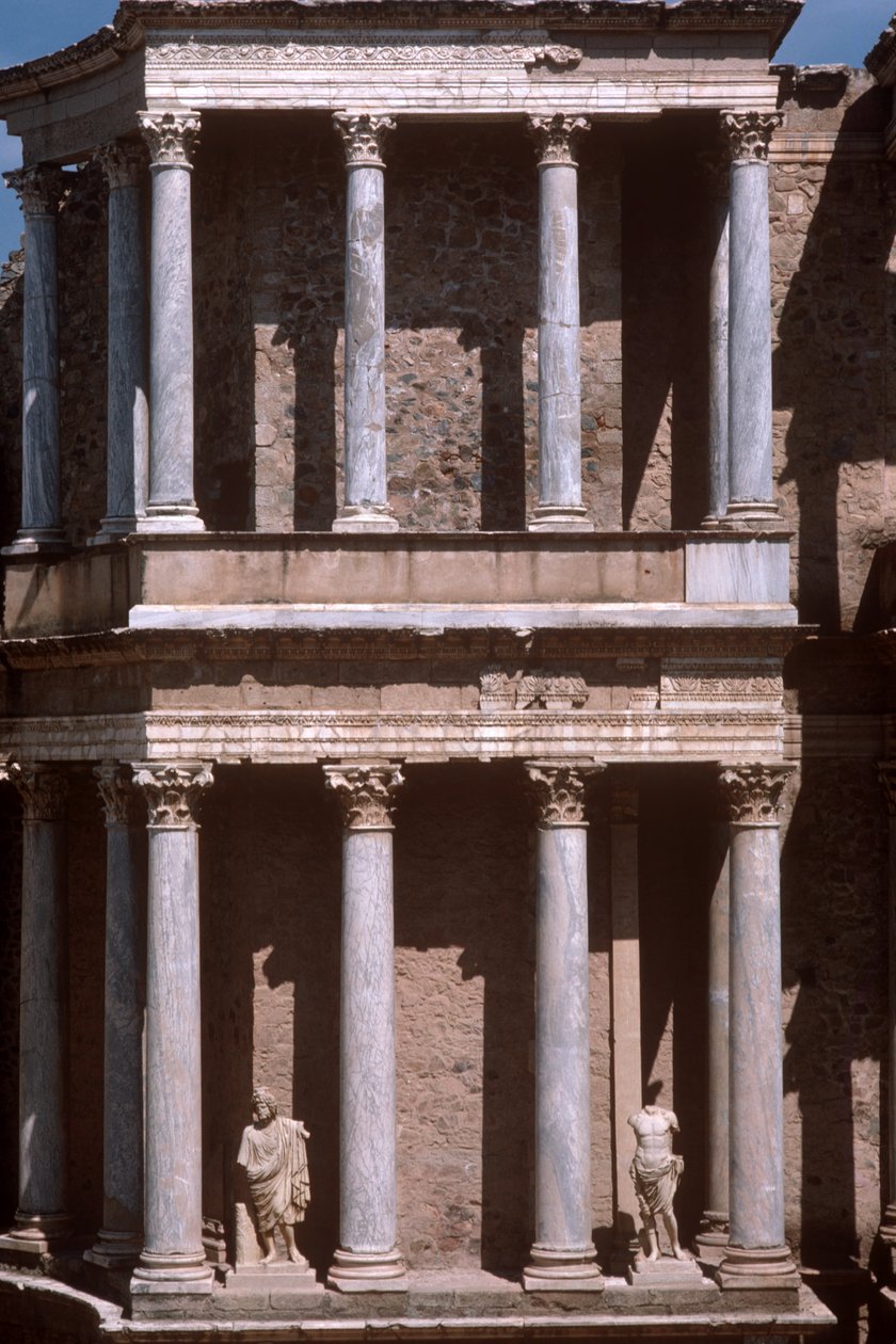 Uitzicht op het theater, begonnen 24 v.Chr. door Roman