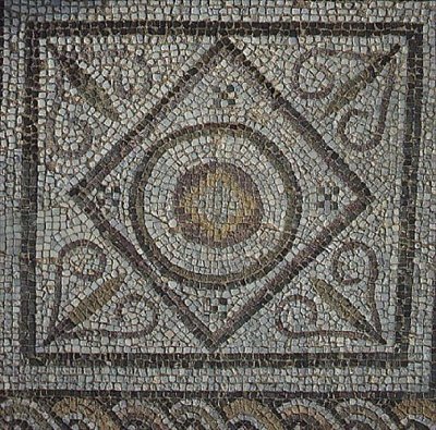 Romeins mozaïek uit de thermale baden door Roman Roman
