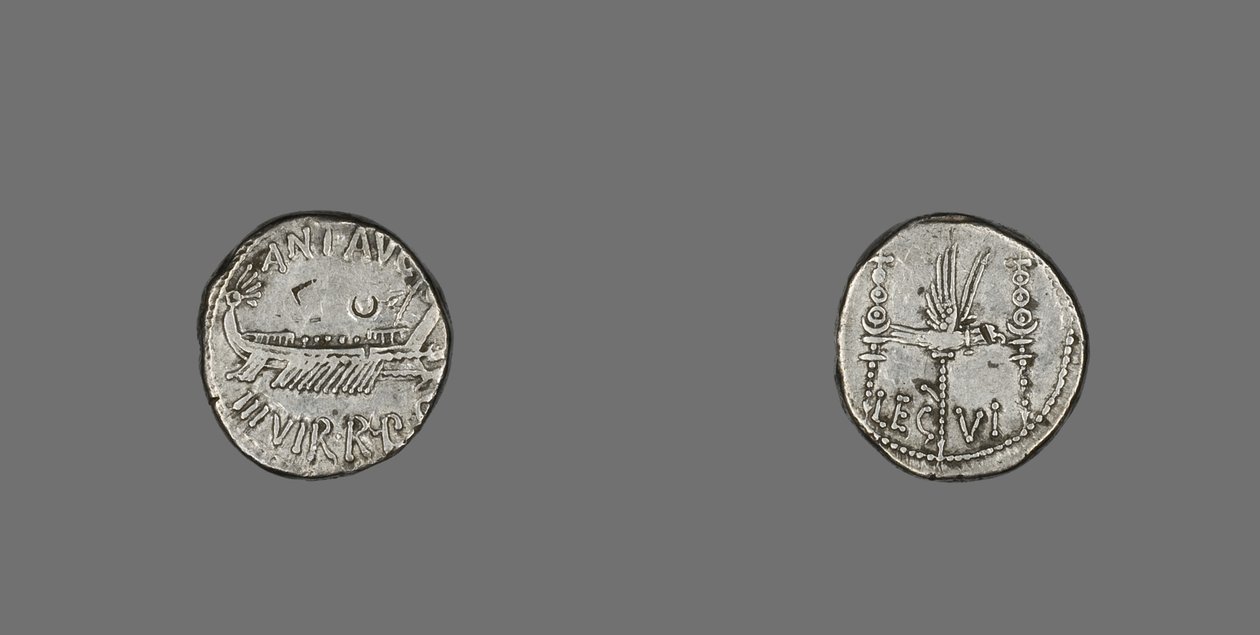 Denarius met afbeelding van een Galerij door Roman