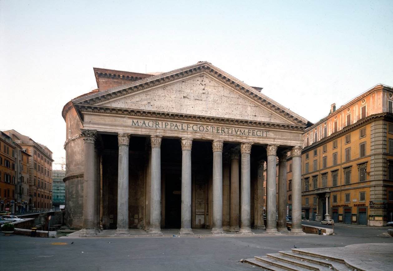 Buitenaanzicht van het Pantheon door Roman