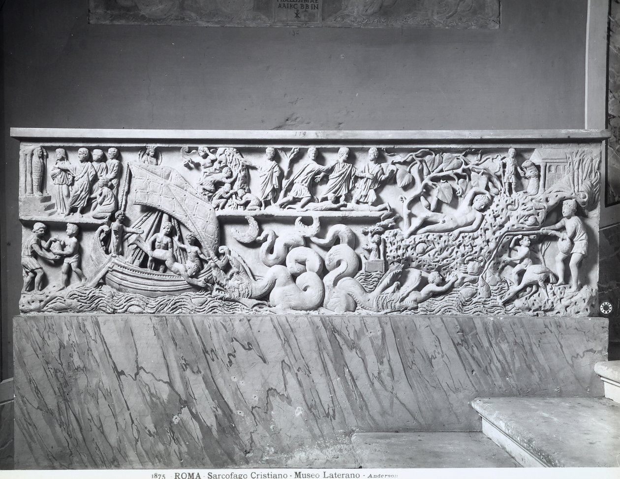 Vroegchristelijke sarcofaag (marmer) door Roman Roman