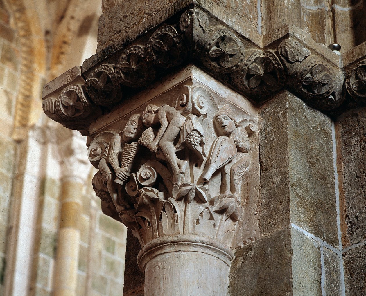 Afbeelding van de Winden (gekerfd kapiteel) door Romanesque