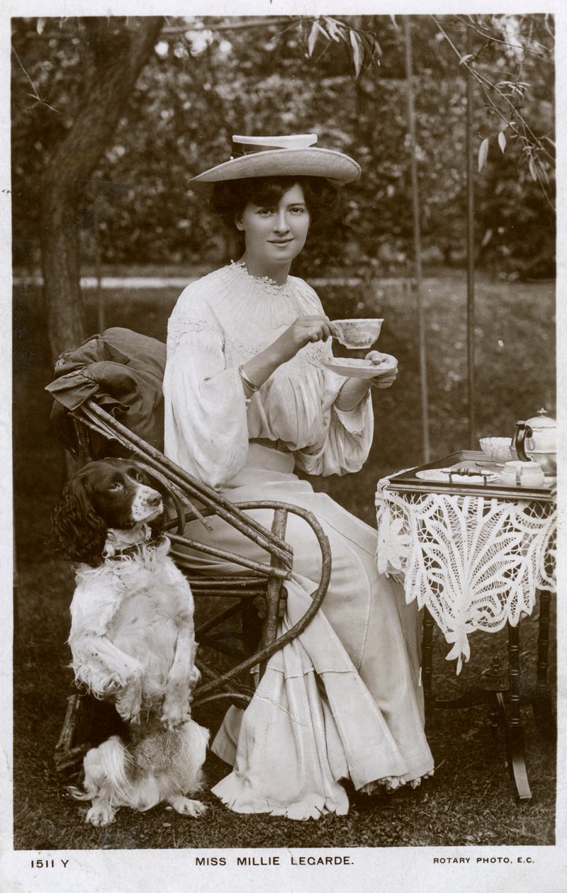 Millie Legarde, Engelse actrice, ca. 1906 door Rotary Photo