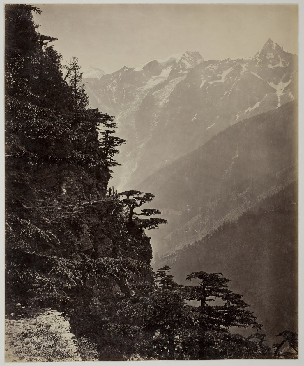 Zonder titel [heuvel en bergen], ca. 1865 door Samuel Bourne