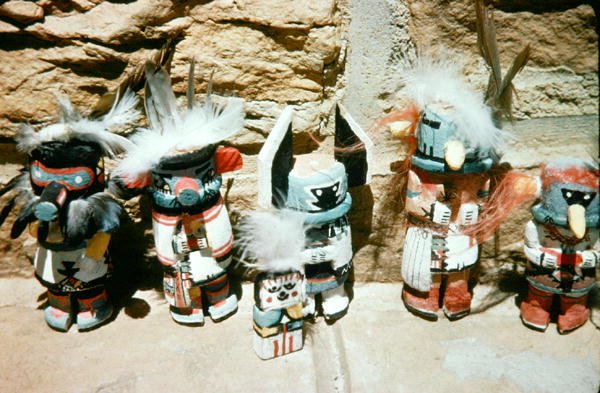 Kachina-poppen door School American