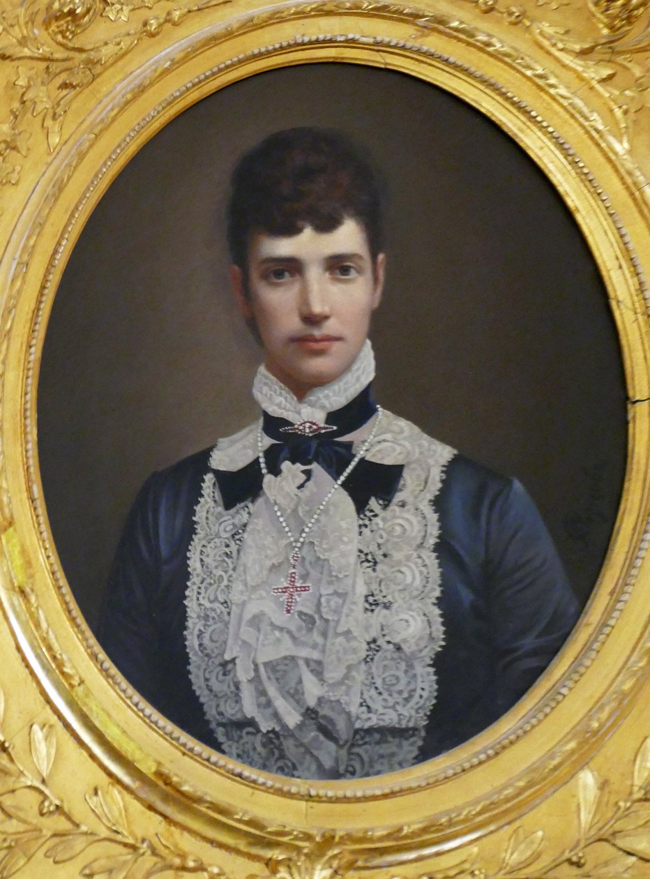 Maria Feodorovna door School Russian