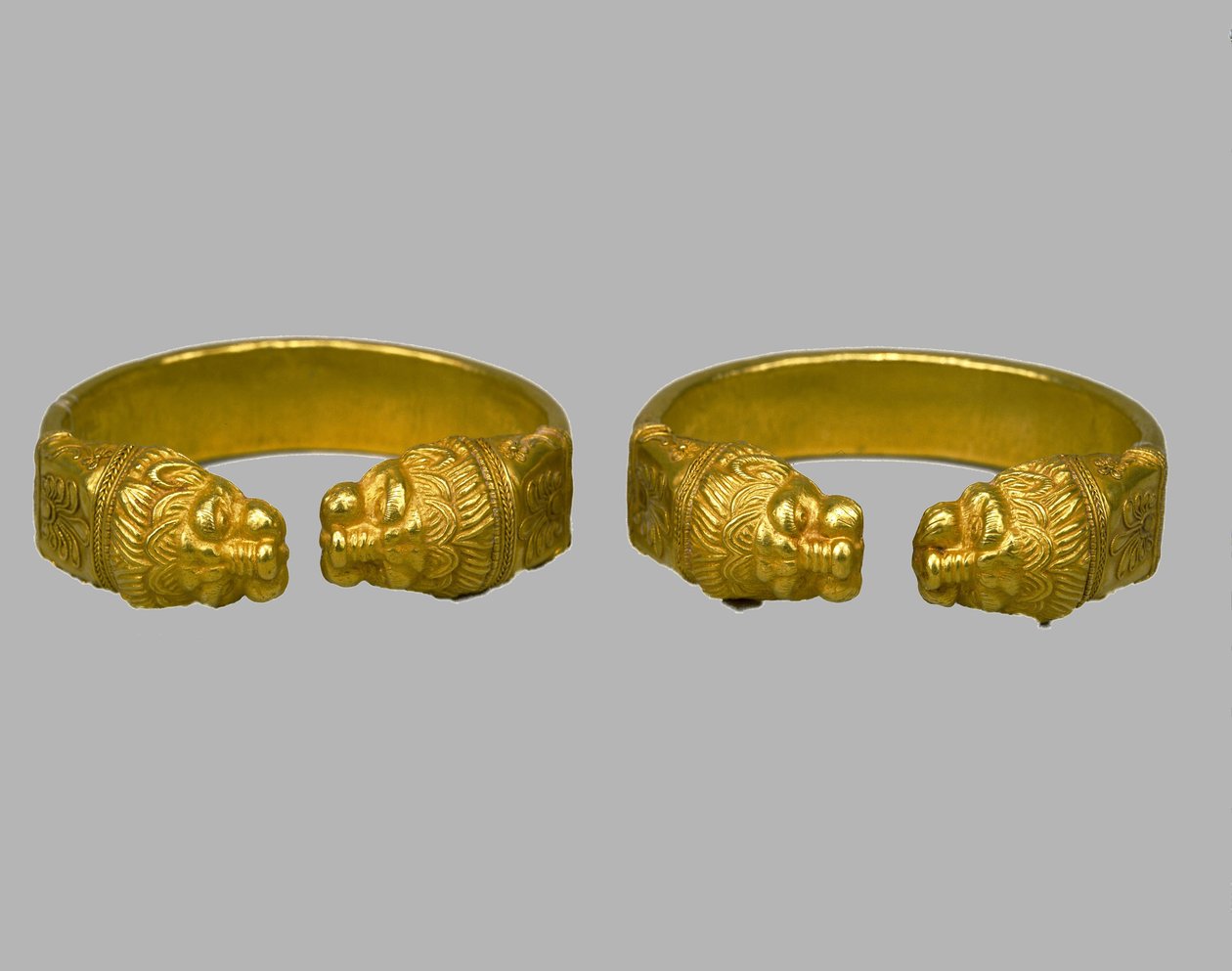 Armbanden, 4e eeuw v.Chr. door Scythian