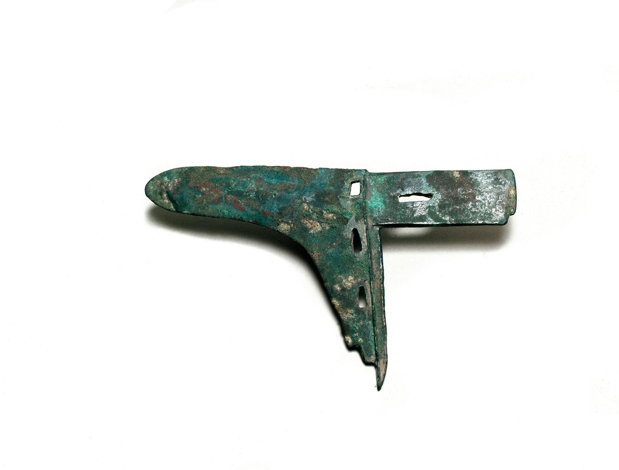 Bronzen hellebaardblad door Shang Dynasty Chinese School