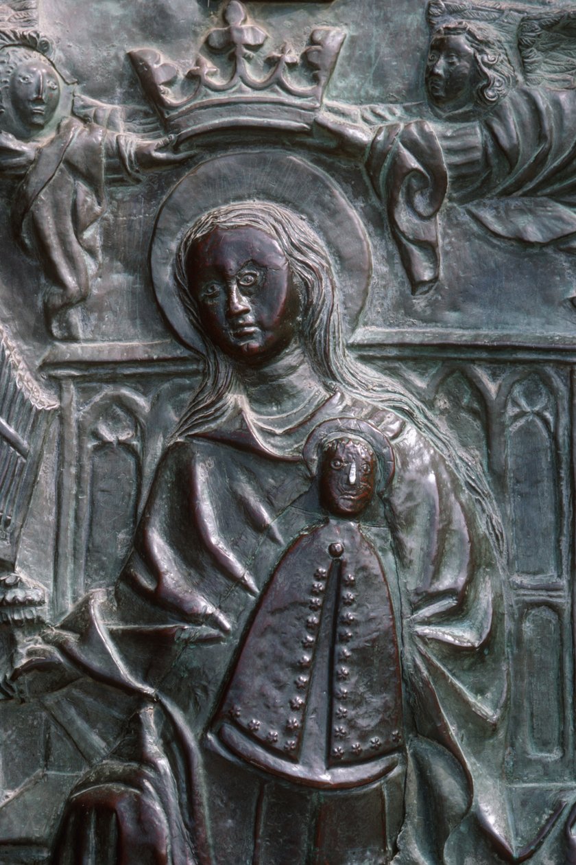 Madonna en Kind (brons) (detail) door Spanish School