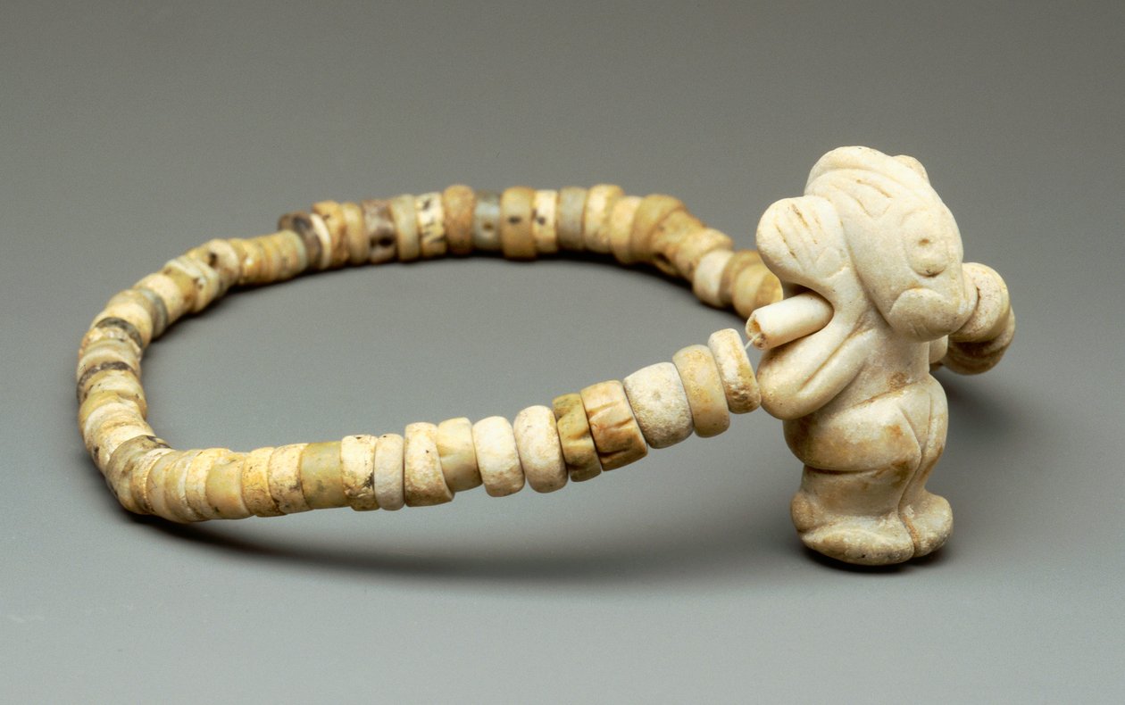 Halsketting met amulet door Taino Culture