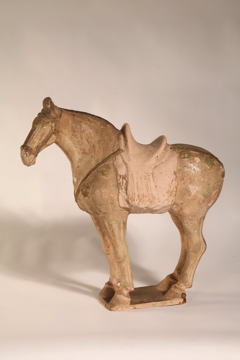 Paard, uit een graf in Gongxian, provincie Henan, 700-750 door Tang Dynasty Chinese School