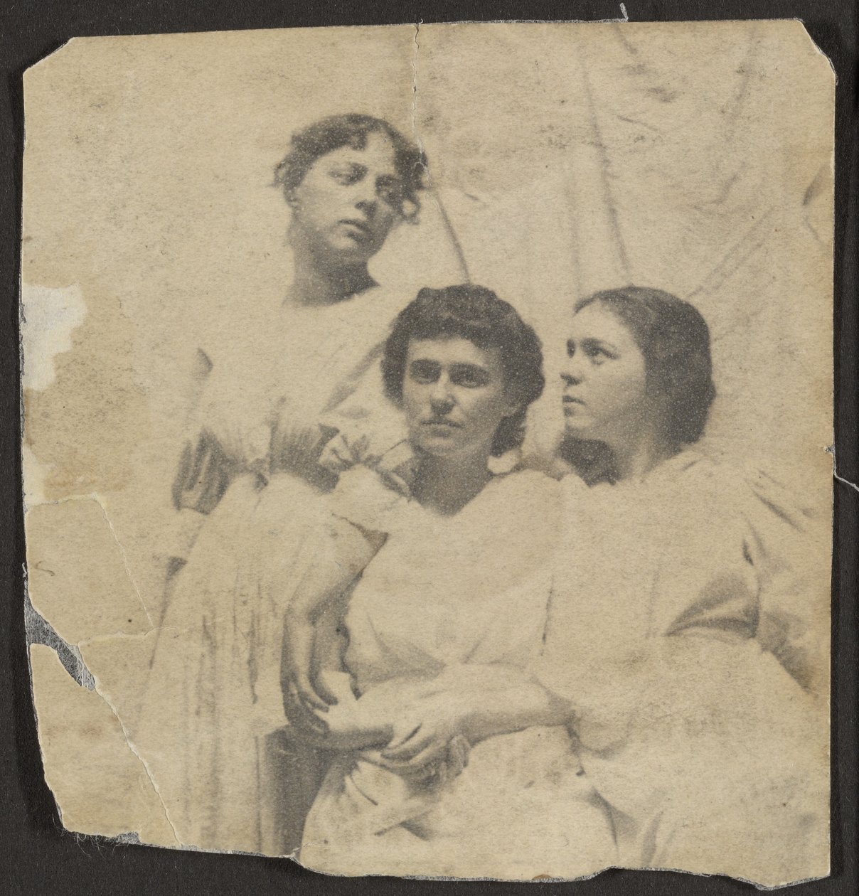 [Weda, Katherine en Maud Cook]. door Thomas Eakins