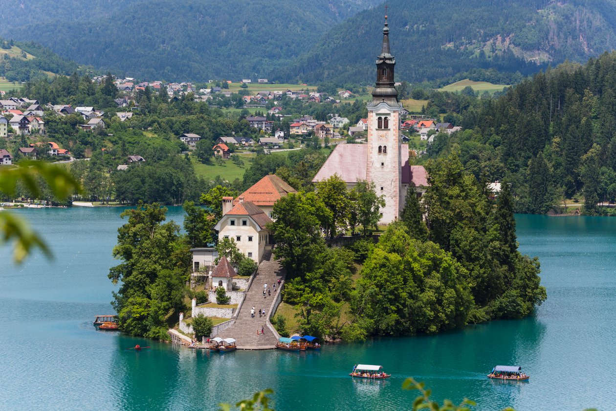 Bled, Slovenië. Kerk van de Tenhemelopneming, Bled Eiland door Unbekannt Unbekannt