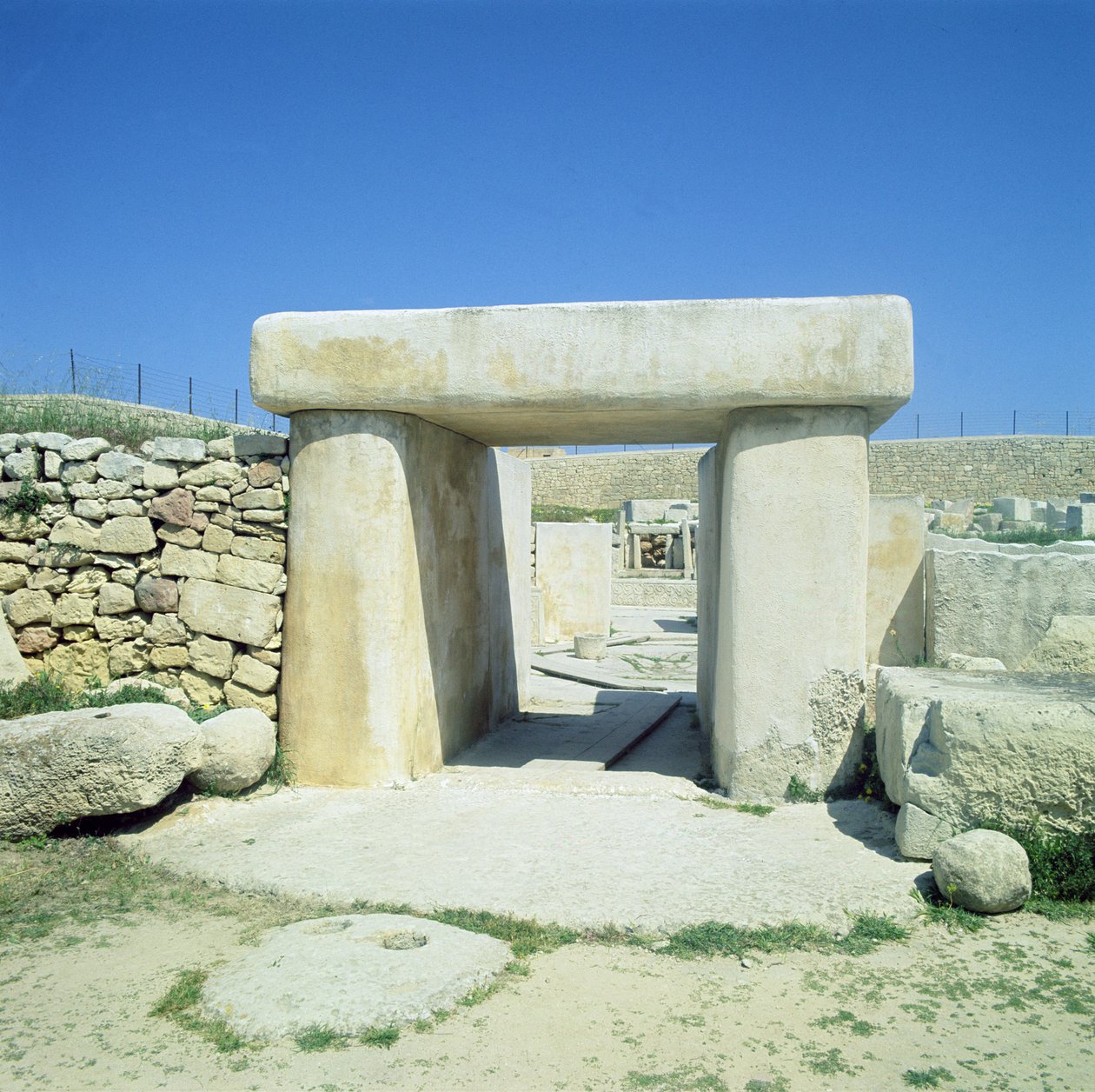 Megalithische tempelsite, c.3000-c.2500 v.Chr. door Unbekannt Unbekannt