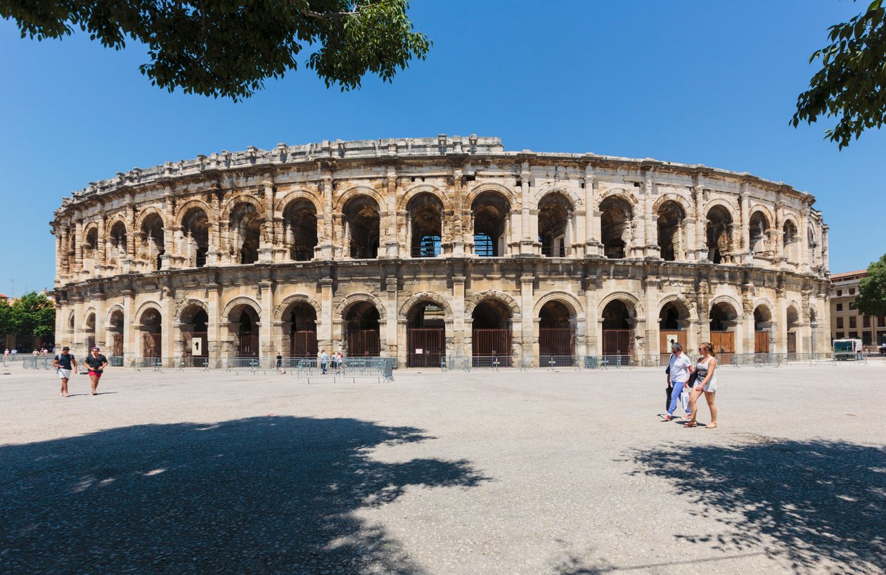 Nîmes, Frankrijk. Romeins amfitheater. door Unbekannt Unbekannt