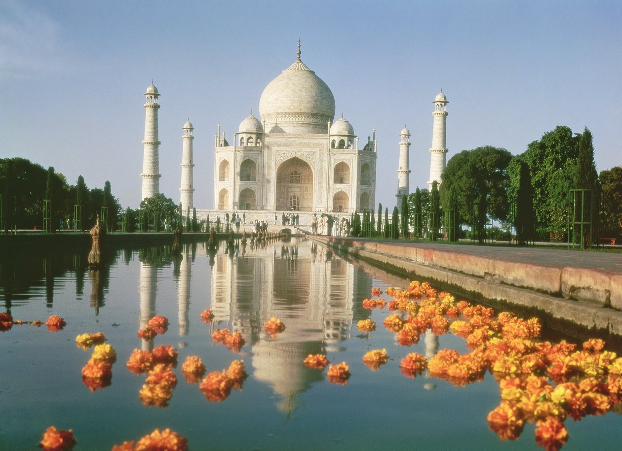 Uitzicht op de Taj Mahal door Unbekannt Unbekannt