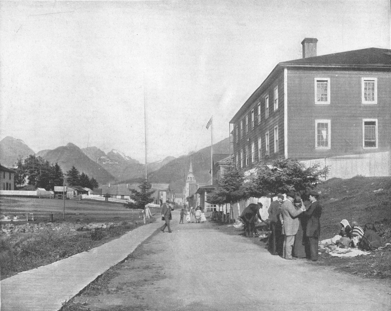 Een straat in Sitka, Alaska, VS, c1900 door Unbekannt