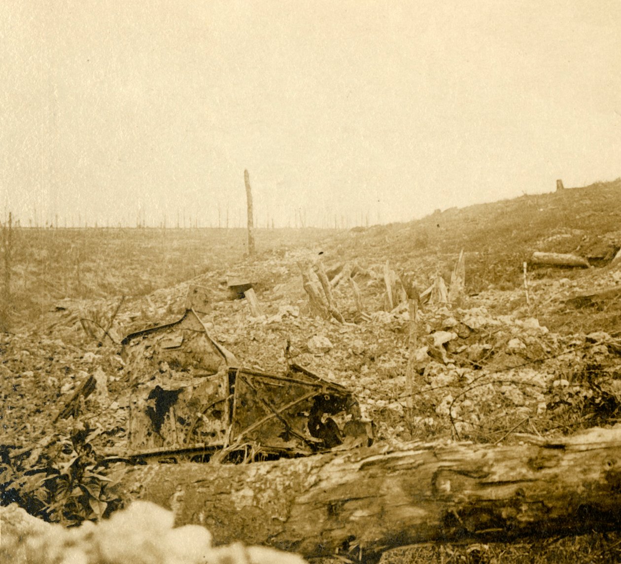 Slagveld, Bezonvaux, Verdun, Noord-Frankrijk, ca. 1914-ca. 1918 door Unbekannt
