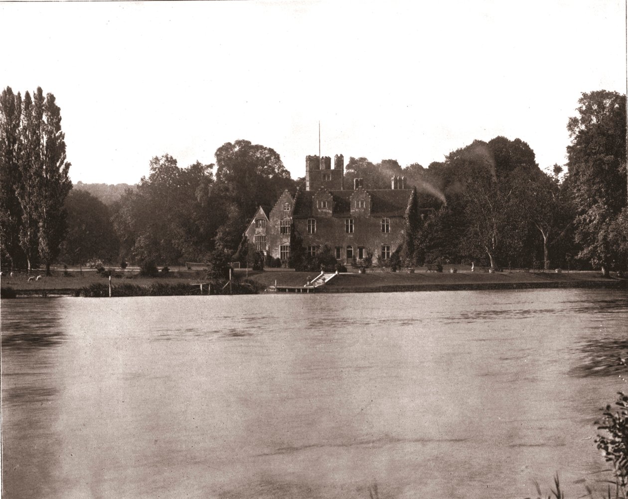 Bisham Abbey, boven Marlow, Berkshire, 1894 door Unbekannt